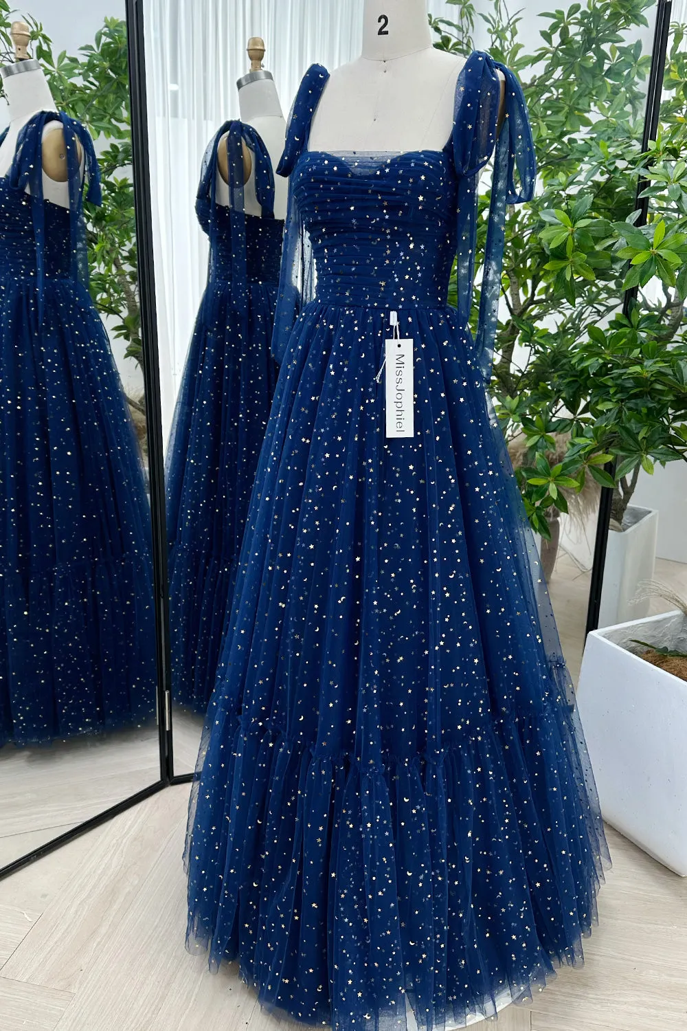 Elegant Dark Navy Sweetheart Midi Formal Dress with Removable Tulle Straps