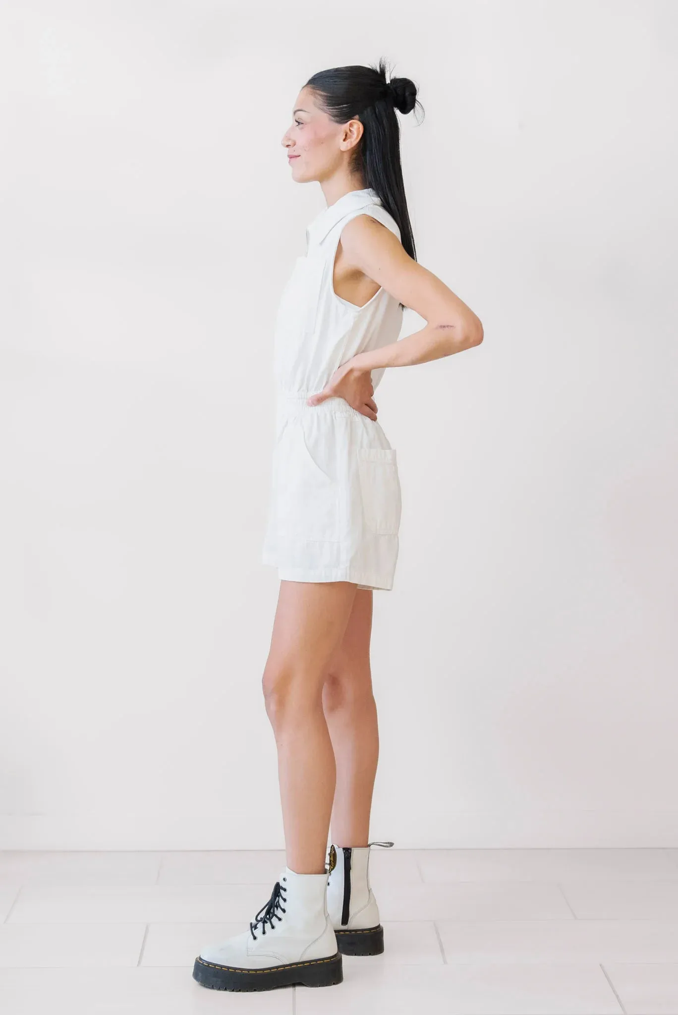 Chic Denim Sleeveless Romper for Effortless Summer Style
