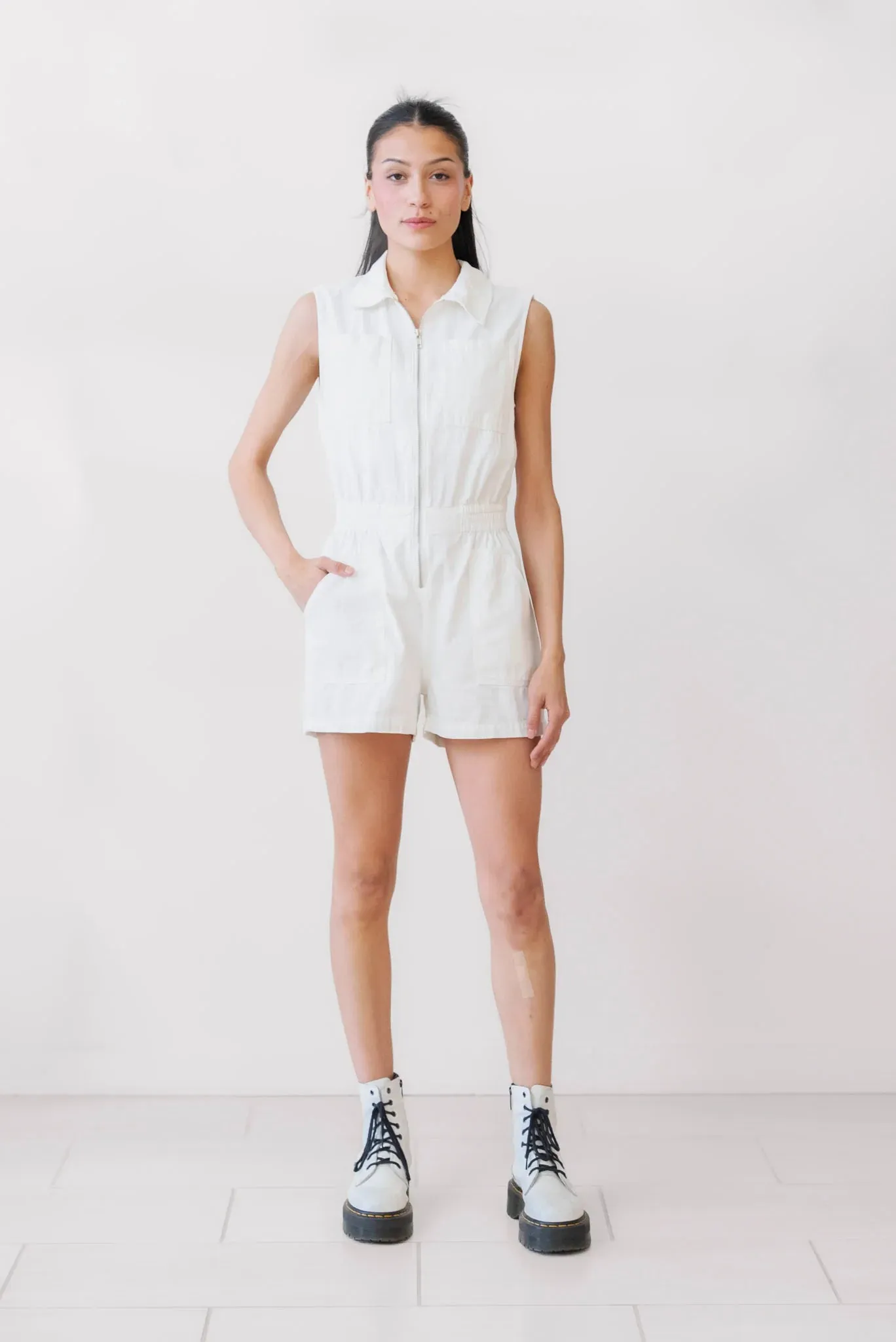 Chic Denim Sleeveless Romper for Effortless Summer Style