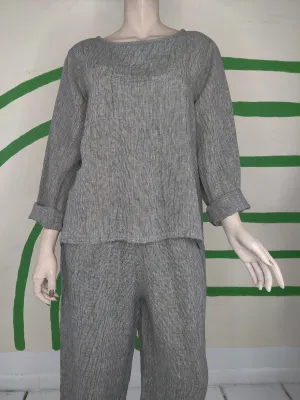 Smokey Grid Tell Tail Top