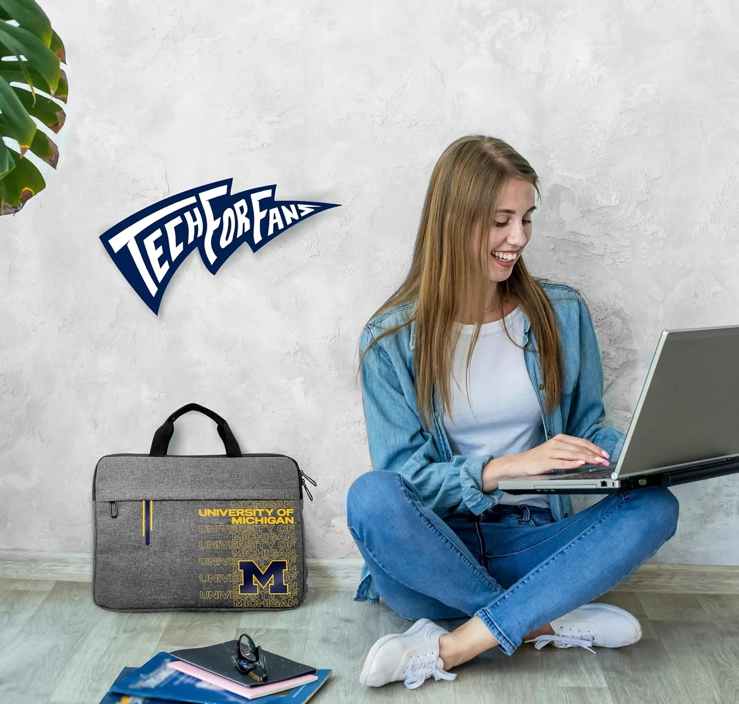 SOAR NCAA Unisex 13 Inch Laptop Sleeve